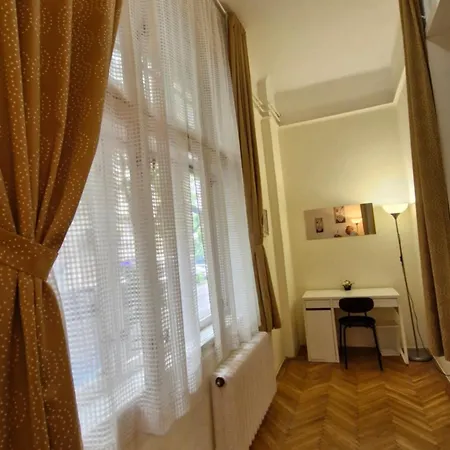 River Center Daire Budapeşte