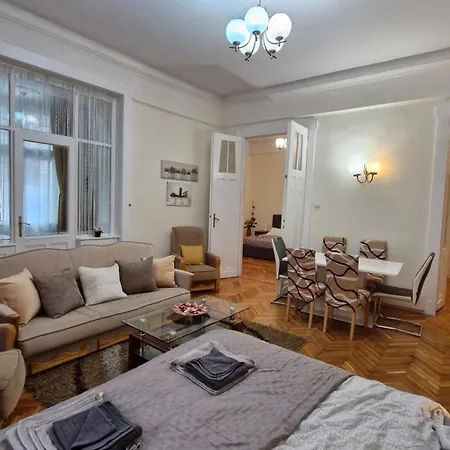 River Center Apartment Budapest