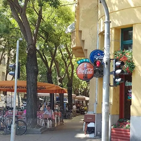 River Center Appartement *